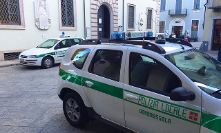 Domodossola - Vietato giocare a pallone in strada, multe per chi non rispetta il Codice della Strada