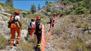 Vigili del Fuoco del VCO in missione antincendio in Francia: un successo nella lotta contro gli incendi boschivi