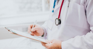 Ossola - Vanno in pensione 5 medici di famiglia: centinaia di cittadini rischiano di restare senza assistenza