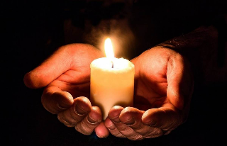 Cannobio - Lutto per la morte di don Matteo Balzano: il giovane vice parroco trovato senza vita in oratorio