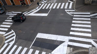 Omegna - Nuova segnaletica a terra: più sicurezza per strade e pedoni