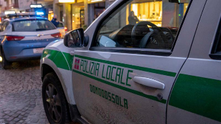 Domodossola - Tra i primi piccoli comuni a dotarsi del Taser 10: parte la sperimentazione per la Polizia Locale