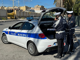 Verbania - Motociclista investito da furgone tedesco, ferito in codice giallo