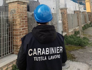 VCO - Lavoro nero negli hotel e nei campeggi: denunce e attività sospese