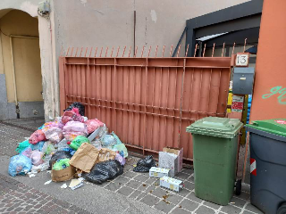 Verbania - Rifiuti abbandonati in città, Marchini: “Serve più attenzione all’igiene urbana”